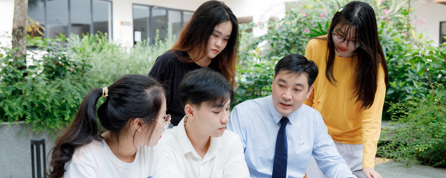 The Role of Universities and Research Institutes in the Digital Transformation of the Economy towards Smart Cities Development in Vietnam (Part 2)

